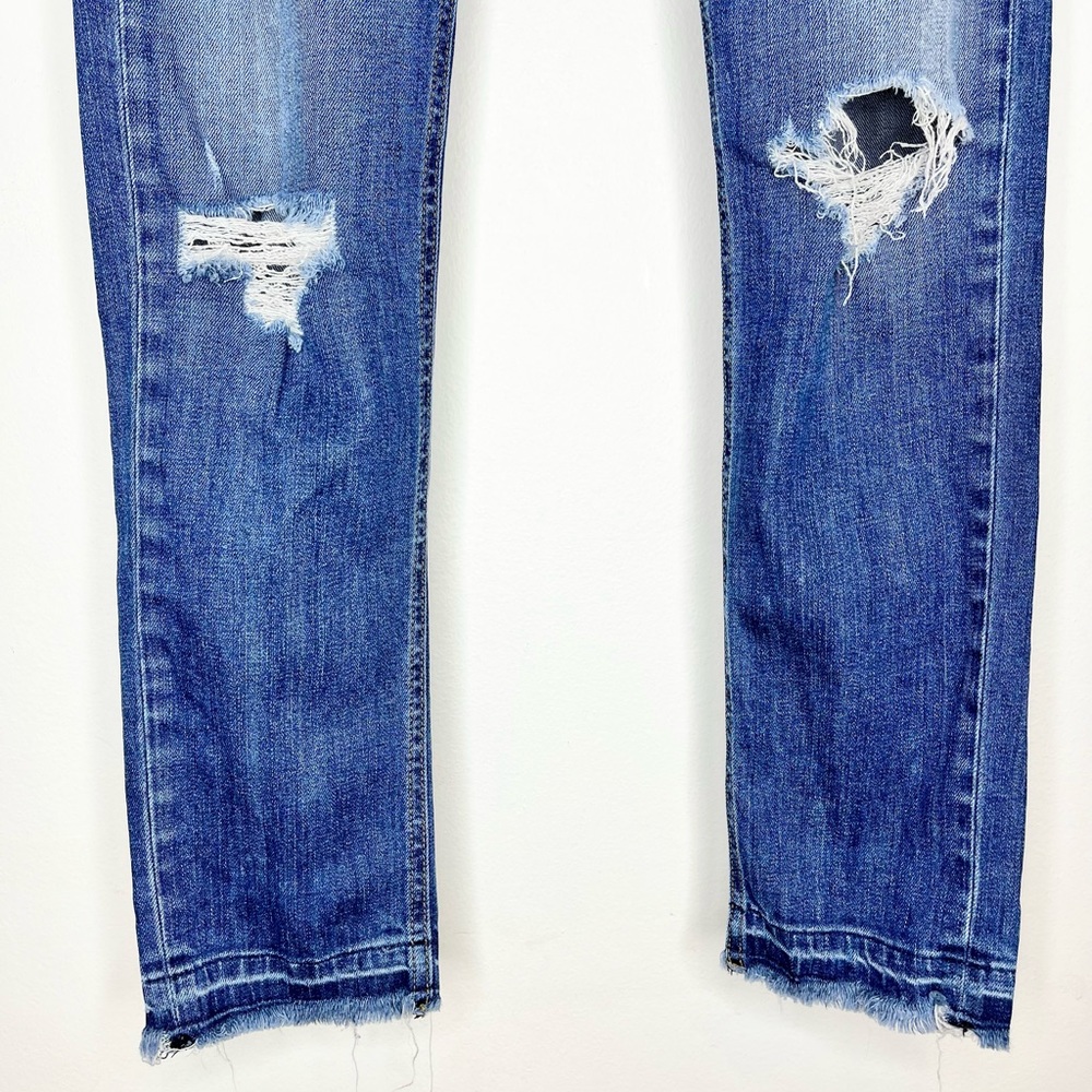 Rag & Bone ‘Dre’ Low-Rise Boyfriend Slim-Leg Jeans - Picture 4 of 9